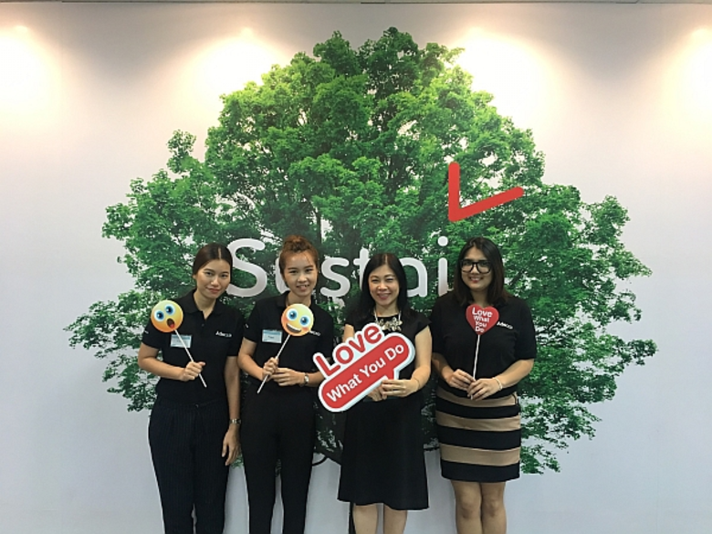 “อเด็คโก้เปิดบ้าน ชวนน้อง ๆ ทดลองทำอาชีพในฝัน” ตามโครงการ “Way to Work”