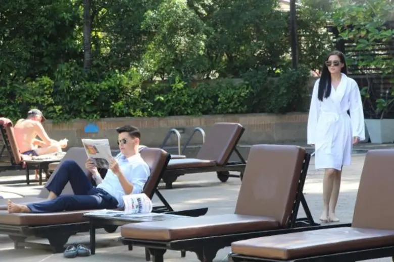 ถึงกับปล่อยโฮออกมากลางกองละคร "เงาเสน่หา"...