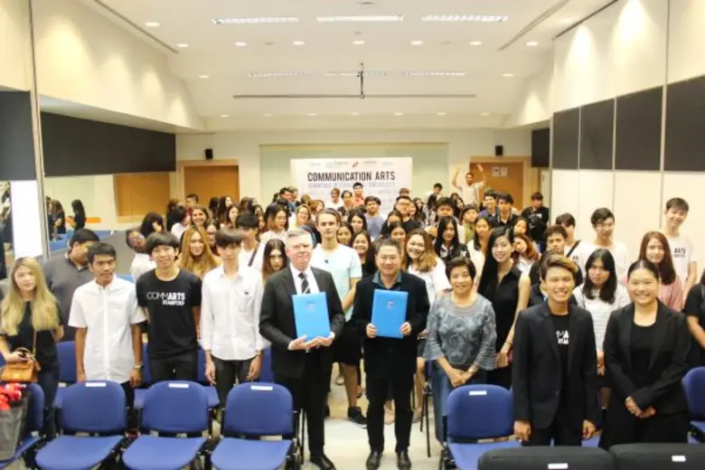 เซ็นต์เอ็มโอยูกับ คณะนิเทศศาสตร์ และการออ...