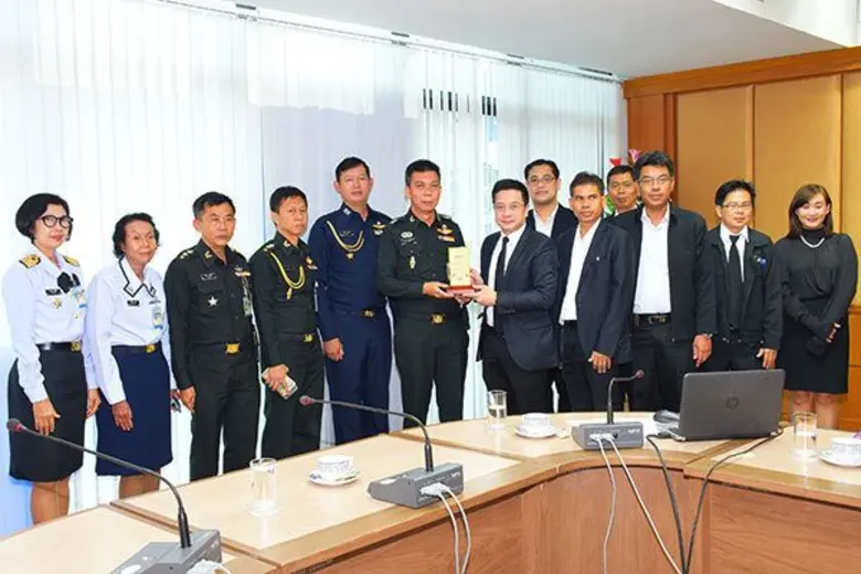 พลตรีณัฎฐพล จันทร์สอกลิ่น ผู้อำนวยการศูนย...