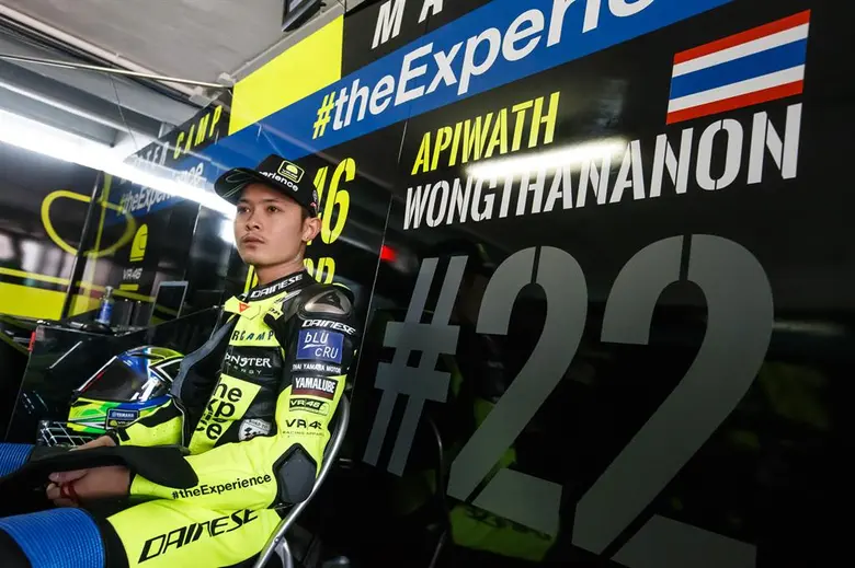 "แสตมป์" อภิวัฒน์ วงศ์ธนานนท์ #22 นักบิด ...