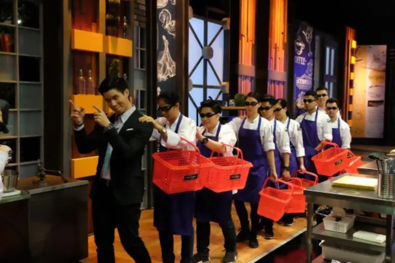 ทีวีไกด์: รายการ “Top Chef Thailand” 8 เชฟฝ่าด่านสุดโหด!! ดวลฝีมือใน “Top Chef Thailand”