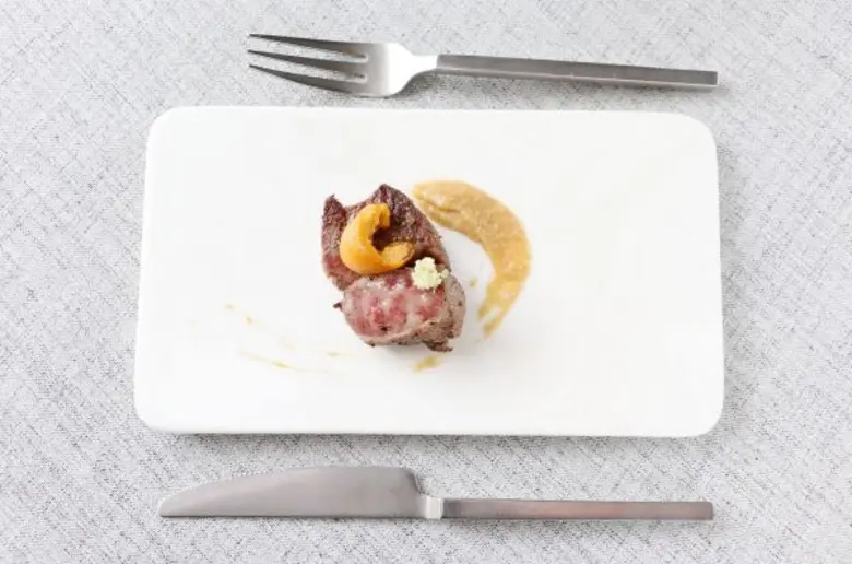 ซานเปลเลกรีโน และ อัคควา ปันนา ขอเสนอประสบการณ์การรับประทานอาหารที่น่าตื่นเต้น