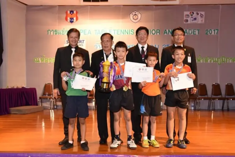 นายมนูญ จันทรักษา รองผู้ว่าการการไฟฟ้าส่ว...