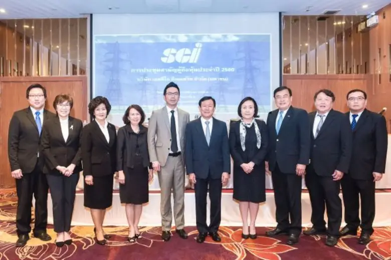 คุณนพพล มิลินทางกูร (ที่ 5 จากขวา) ประธาน...