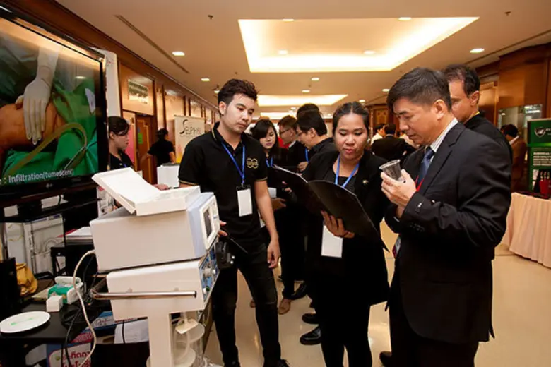 เดอร์มาลิงค์ ร่วมงาน Fats 2017