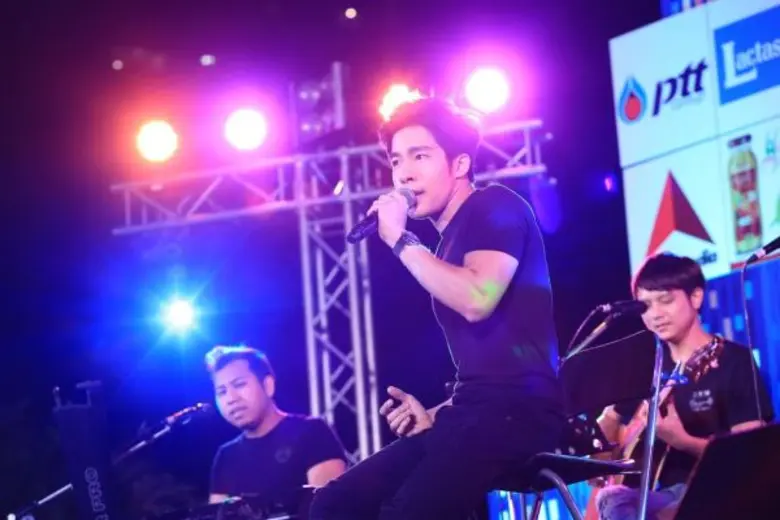 พี่ฉอด-พี่อ้อย ปิดดาดฟ้ารร.หรู เคลียร์ปัญหารักคนเมือง ณัฐ ศักดาธร ยืดอกขอเคลียร์หัวใจคิวแรก!