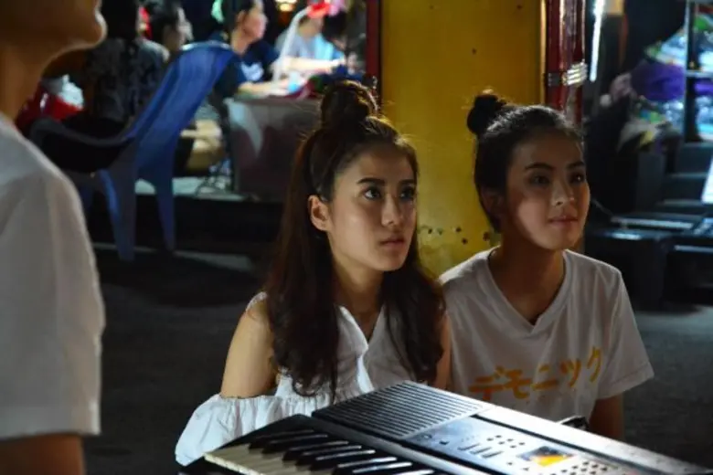 ทีวีไกด์: ซีรีส์ "ครั้งนั้นไม่ลืม" EP.12 ลวง (ภาพ) ออกอากาศ วันเสาร์ที่ 13 พฤษภาคม 2560