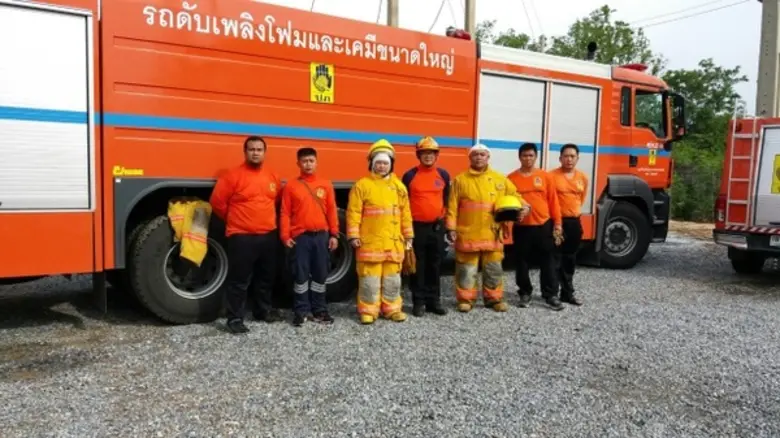 ปภ. โดย ศูนย์ ปภ.เขต 1 ปทุมธานี ร่วมระงับเหตุเพลิงไหม้หม้อแปลงไฟฟ้า จังหวัดพระนครศรีอยุธยา