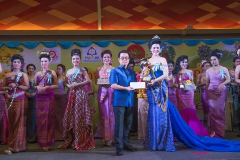 มร.แสตนลีย์ ชาน ผู้จัดการโรงแรมพูลแมน ขอน...