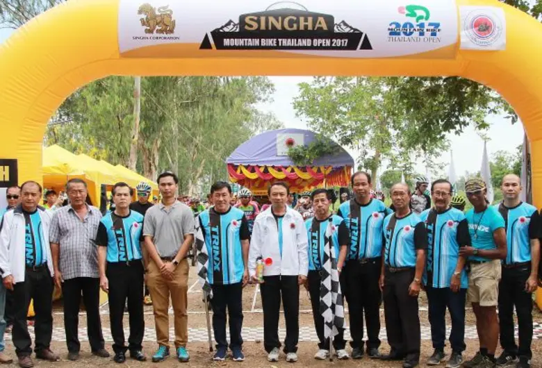 นายพงศ์รัตน์ ภิรมย์รัตน์ รองผู้ว่าราชการจ...