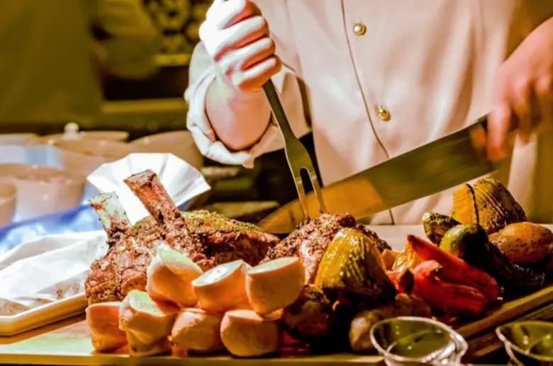 ห้องอาหารเอสเพรสโซ่ โรงแรมอินเตอร์คอนติเน...