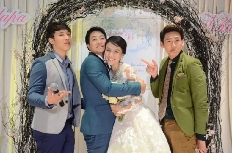 เรื่องย่อ: ซีรีส์ "เสน่หาไดอารี่" ตอน แสบเสน่หา