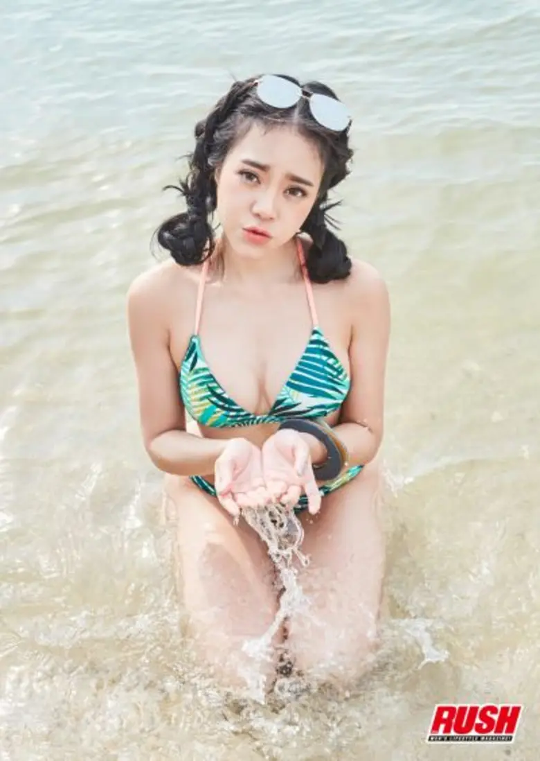“กัสจัง-จีร่าร์” อวดหุ่นเซ็กซี่สายแบ๊ว!!! โชว์ความโอโม่ลงปกนิตยสาร RUSH (รัช)