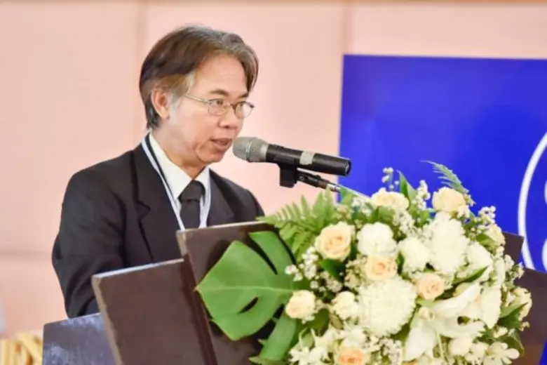 รองศาสตราจารย์ ดร.กิตติชัย ไตรรัตนศิริชัย...