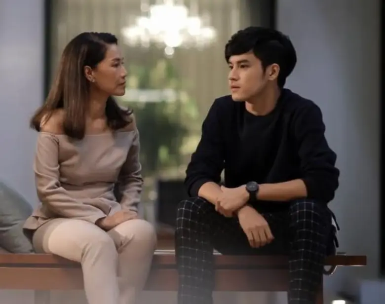 ทีวีไกด์: ย่อตอนโปรเจ็กต์ 'The Writers’ (เดอะ ไรท์เตอร์) เรื่อง 'ละครคน’ ออกอากาศ จันทร์ที่ 15 และ อังคารที่ 16 พ.ค. 2560