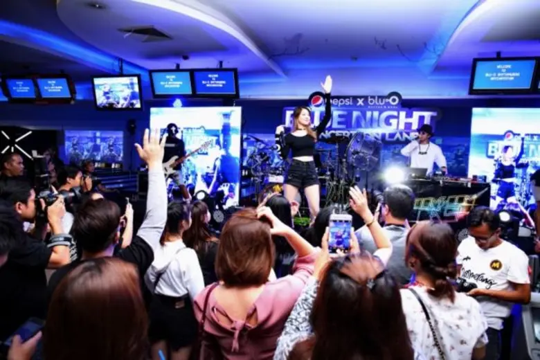 ค่ำคืนสุดมันส์ “Blue Night Concert on Lane” ที่ บลูโอ รัชโยธิน กับคืนพิเศษของสาวก Getsunova & Boom Boom Cash