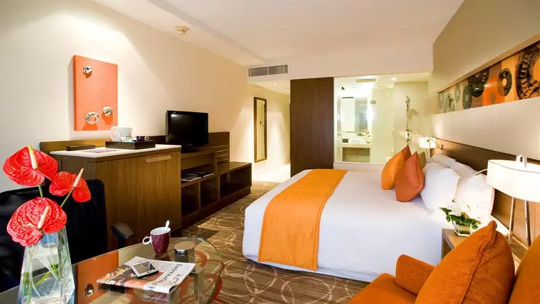 โรงแรมเซ็นทาราแกรนด์ เซ็นทรัลพลาซา ลาดพร้...