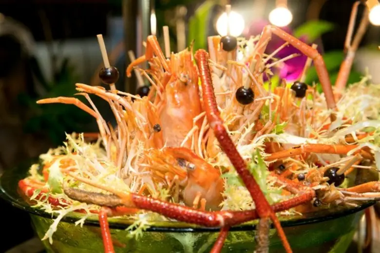 'โอ มาย กุ้ง’ ซันเดย์บรันช์บุฟเฟต์ที่ห้องอาหารดีไลท์