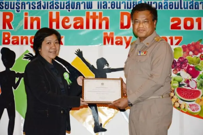 นายแพทย์ดนัย ธีวันดารองอธิบดีกรมอนามัย (ข...