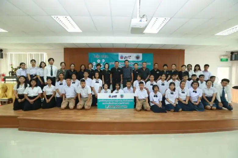 นายณุสรณ์ กุลปรีดา รองนายกเทศมนตรีเมืองบ้...