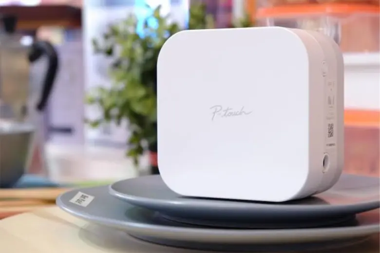 บราเดอร์ เปิดตัวนวัตกรรมเครื่องพิมพ์ฉลากสุดล้ำ 'P-TOUCH CUBE’ สำหรับสมาร์ทโฟน ดีไซน์เก๋ ขนาดกะทัดรัด ใช้งานง่าย รวดเร็ว ตอบโจทย์คนรุ่นใหม่