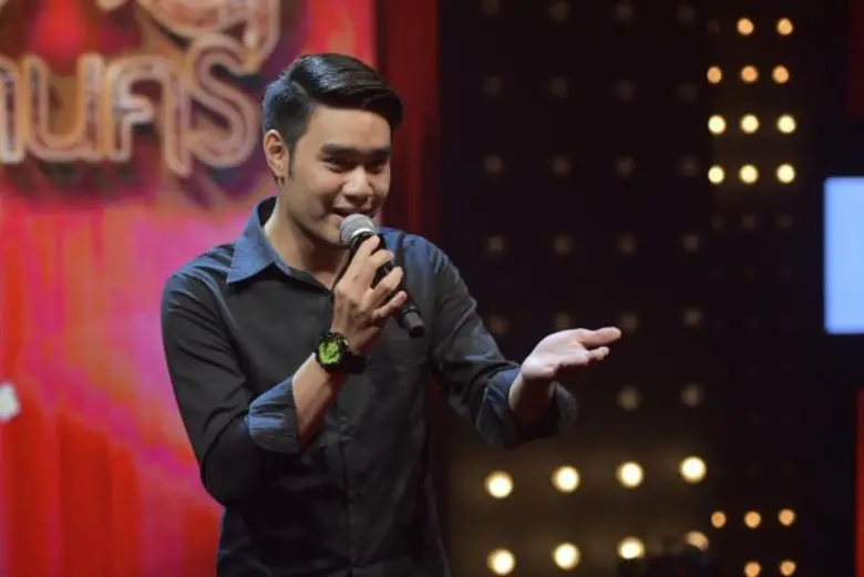 "เปิดม่านลูกทุ่งมหานคร" รายการประกวดร้องเ...