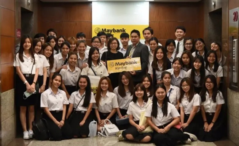 นายธนัท วงษ์ชูแก้ว รองกรรมการผู้จัดการ แล...