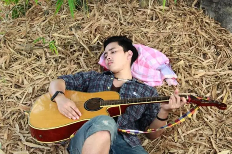 เบิ้ล ปทุมราช อาร์สยาม ส่งเอ็มวีสุดซึ้ง กอดครั้งสุดท้าย  แรงทะลุใจแฟนเพลง 3 วัน 4 ล้านวิว!!