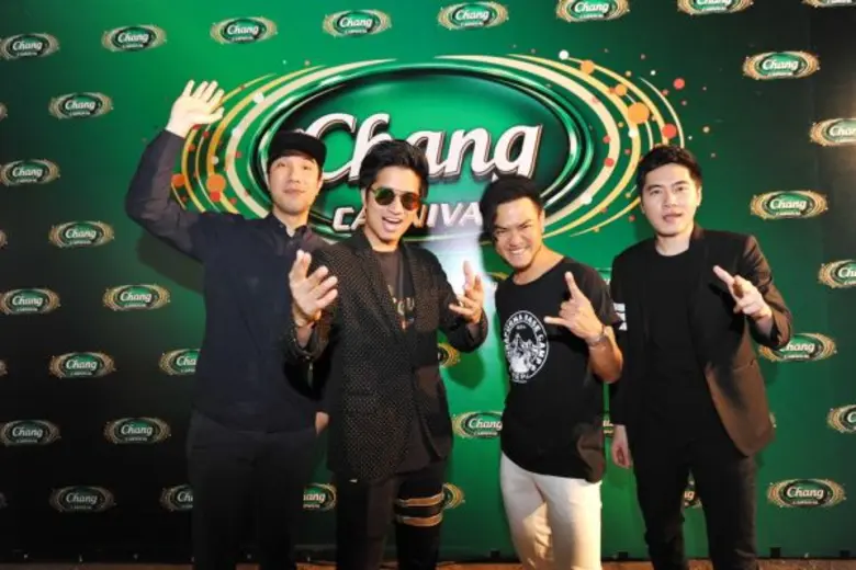 ช้าง คาร์นิวัล อิเล็กทริก เซอร์คัส 2017 วัดดีกรีความสนุกที่อุบลฯ “ฝน – ท๊อปแท๊ป” สองเพื่อนซี้ ร่วมแจมความมันถึงถิ่นดอกบัว