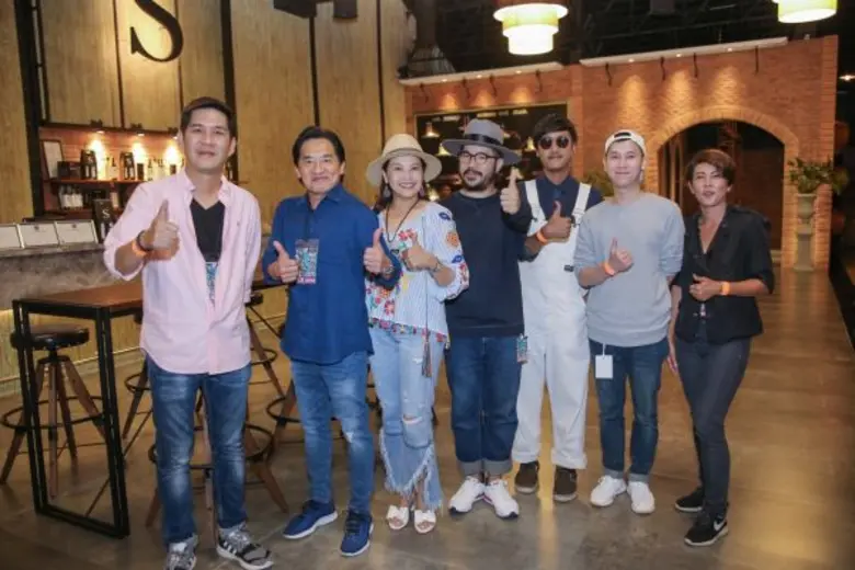 ปลดปล่อยความฝัน...สไตล์อันปลั๊ก ฟินไม่มีกั๊ก ใน Silverlake Presents "Silverlake Unplugged DREAM"