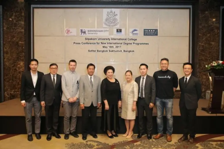 สัมมนาปั้นบัณฑิต เตรียมพร้อมรับยุคอุตสาหกรรมดิจิทัล ไทยแลนด์ 4.0