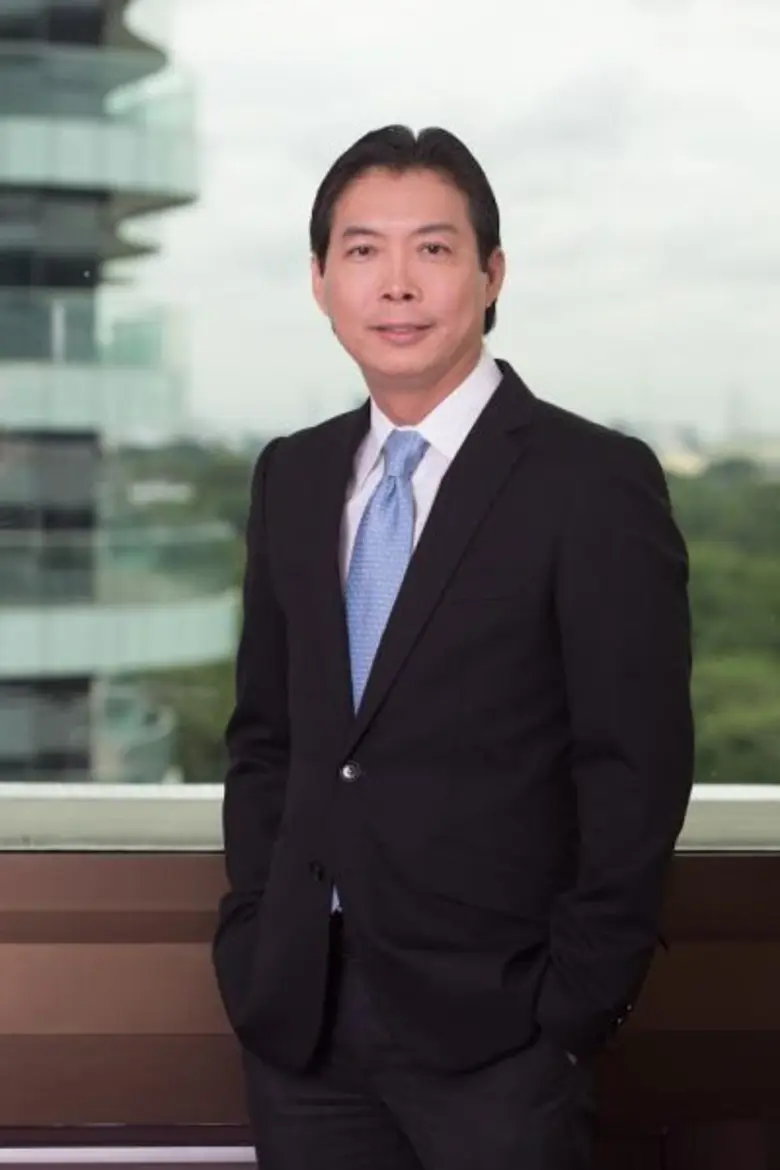 เคยร่วมกันช่วยเหลือโรงเรียนในจ.เชียงรายที...