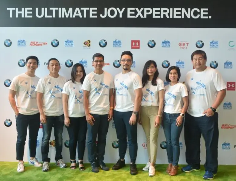 ร่วมกันเป็นส่วนหนึ่งในมหกรรมการวิ่งมาราธอ...