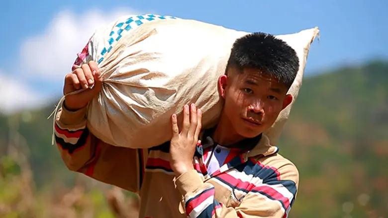 รายการ "สานรัก คนเก่งหัวใจแกร่ง" อาทิตย์น...