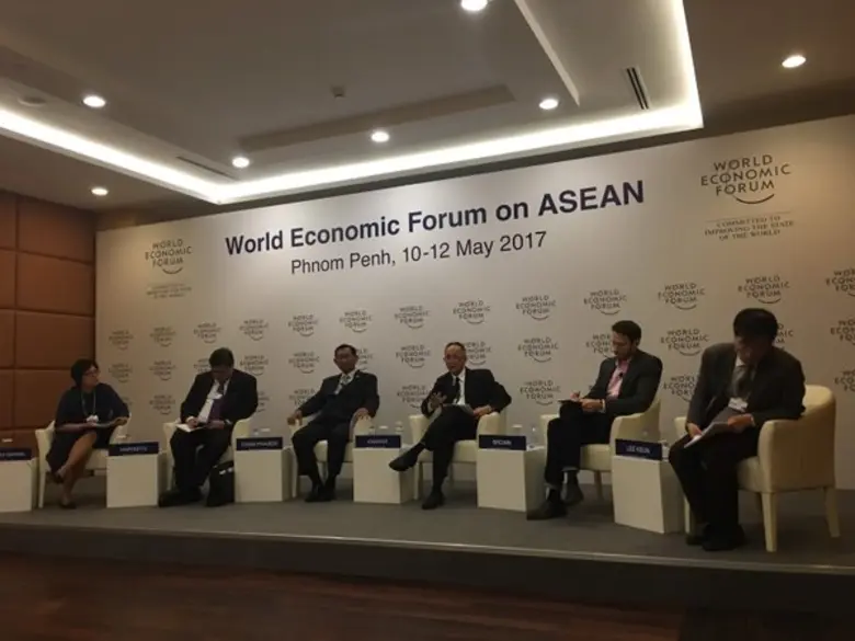 คุณชัยยศ ปิยะวรรณรัตน์ กรรมการผู้จัดการ บ...