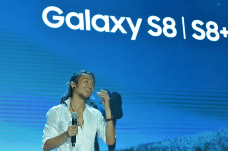 “ชีวิตไร้กรอบ” กับ “ตูน บอดี้แสลม” แบรนด์ แอมบาสเดอร์ “ซัมซุง กาแลคซี่ เอส 8”