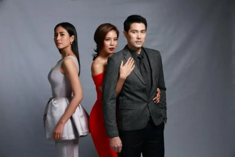 รายการ โต๊ะข่าวบันเทิง : เวลา 09.45 น. พบ...