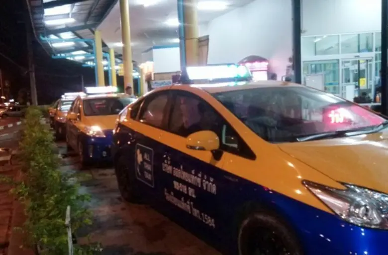 ออลไทยแท็กซี่ ขยายฐานบริการ สู่หัวเมืองใหญ่ในต่างจังหวัด ตั้งเป้าไม่ต่ำกว่า 12 จังหวัด ประกันบริการด้วยรถแท็กซี่จดทะเบียนถูกต้องตามกฏหมายทุกคัน