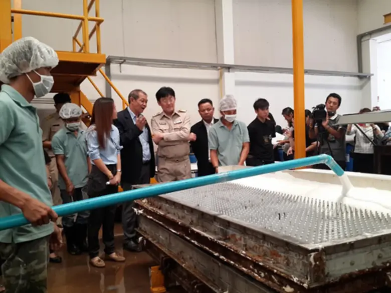 สมอ. หนุนผู้ประกอบการ SMEs "หมอนและที่นอน...