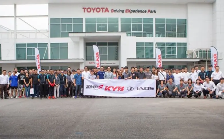 สยามกลการอะไหล่ เปิดตัวนวัตกรรมโช้คอัพ 2 รุ่นใหม่ล่าสุด Lowfer Sports และ KYB JAOS