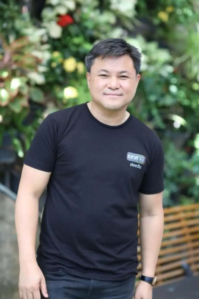 กลับมาลงมือกำกับละครอีกครั้ง หลังจากห่างห...