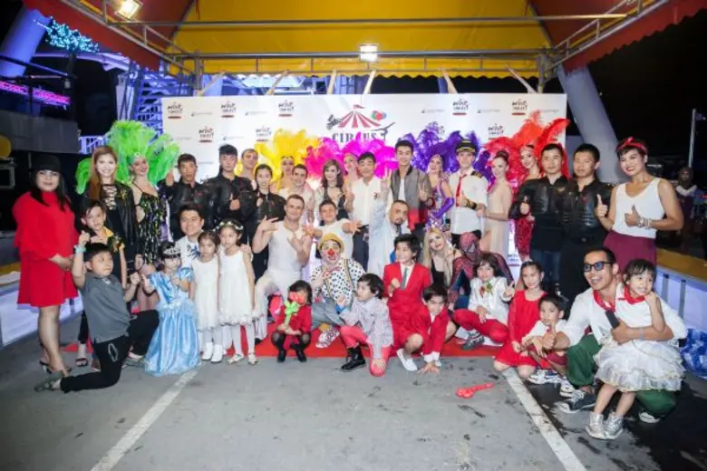 “ปุ๊กลุ๊ก-หยาดทิพย์”นำทัพดาราท้าพิสูจน์ความเร้าใจ การแสดงมายากลกายกรรมผาดโผนระดับโลกด้วยสายตาตัวเอง