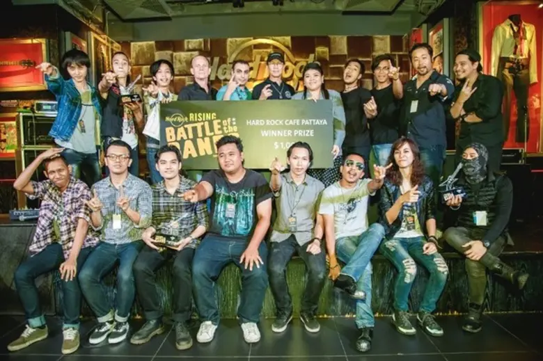 งานประกวดวงดนตรี Hard Rock Rising Battle of The Bands 2017 ที่ฮาร์ดร็อคคาเฟ่พัทยา