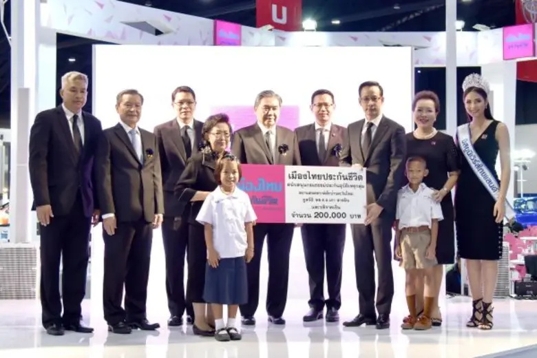 นายสาระ ล่ำซำ กรรมการผู้จัดการ และประธานเ...