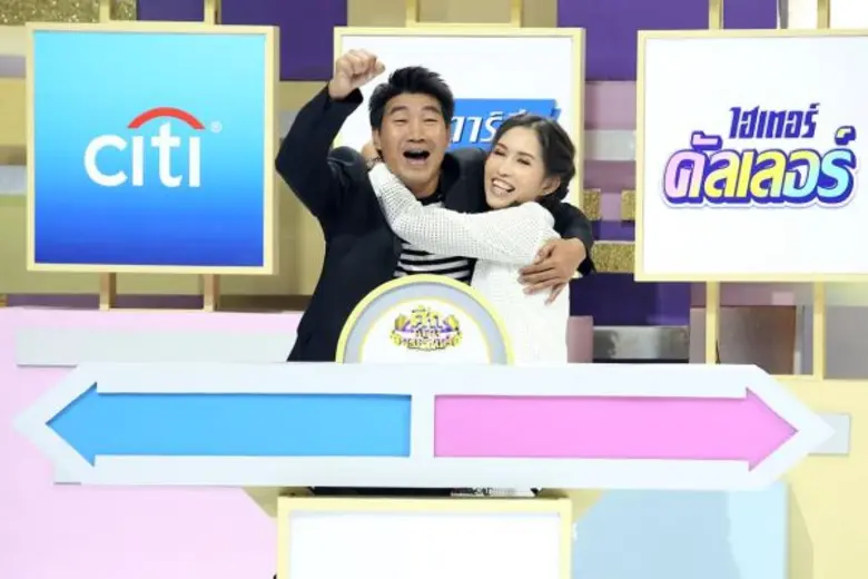 ทีวีไกด์: รายการ “ศึกน้ำผึ้งพระจันทร์” “อ้อย-เสาวนีย์” ภรรยา “สมรักษ์ คำสิงห์” เปิดอก กลางรายการ “ศึกน้ำผึ้งพระจันทร์” อดีตช้ำใจหนัก สาวนิรนามโทรหา บอกท้องกับสามี!!!