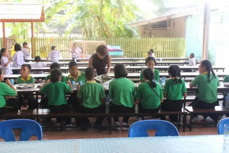 เกษตรกรตัวจิ๋ว ใน หนองโพ…The HERO