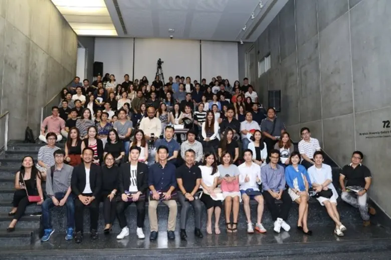 หลักสูตรนิเทศศาสตรมหาบัณฑิต สาขาวิชาการสื...