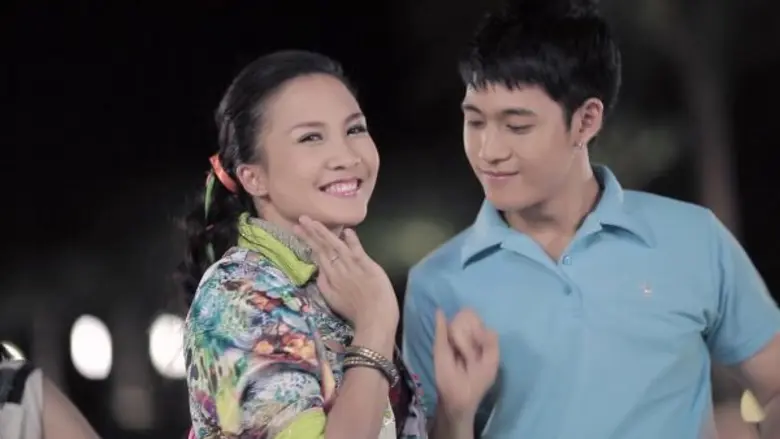 สาวน้อยวัย 15 เอื้องฟ้า อาร์สยาม ประเดิมถ่ายเอ็มวี ลดน้ำหนักรอ พร้อมเผยเคล็ดลับหุ่นสวยภายใน 3 สัปดาห์