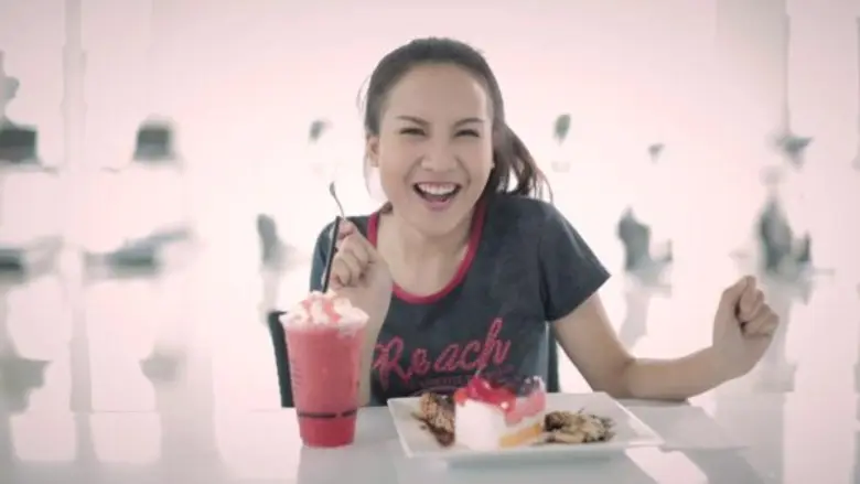 สาวน้อยวัย 15 เอื้องฟ้า อาร์สยาม ประเดิมถ่ายเอ็มวี ลดน้ำหนักรอ พร้อมเผยเคล็ดลับหุ่นสวยภายใน 3 สัปดาห์